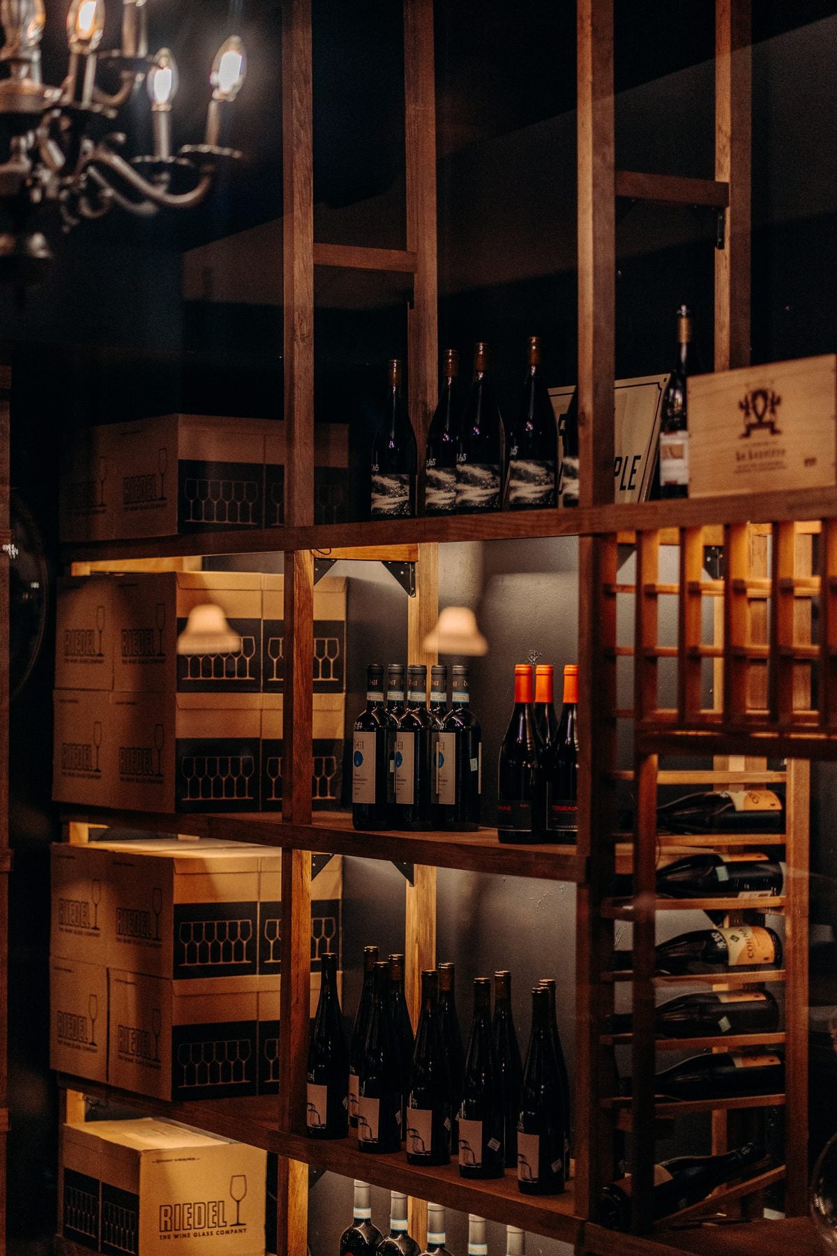 Cave à vin du restaurant Gueuleton Montréal